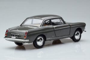 Peugeot 404 Coupé Graphite Gris Norev 1:18 184834 Métal Moulé — image 3 sur 7