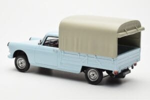 Peugeot 404 Pick-up Bache Bleu Pastel Otto 1:18 OT1036 Résine — image 5 sur 6
