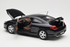 Peugeot 407 Coupé Noir Norev 1:18 184752 Métal Moulé — image 5 sur 8