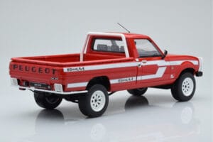 Peugeot 504 Dangel Pick-up Rouge Otto 1:18 OT436 Résine — image 2 sur 6