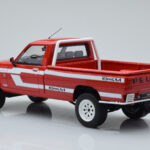 Peugeot 504 Dangel Pick-up Rouge Otto 1:18 - image 5 of 6