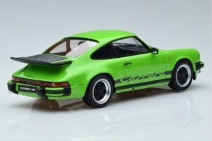 Porsche 911 3.2 Carrera Vert Citron GT Spirit 1:18 GT740 Résine — image 2 sur 6