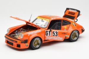 Porsche 911 934 Jagermeister 1977 Schuco 1:18 450033500 Métal Moulé — image 2 sur 8