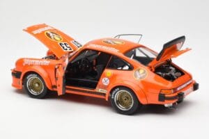 Porsche 911 934 Jagermeister 1977 Schuco 1:18 450033500 Métal Moulé — image 5 sur 8