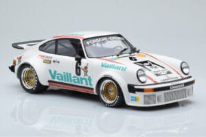 Porsche 911 934 Vaillant #6 B. Wollek Norisring EGT 1976 Minichamps 1:18 155766496 Métal Moulé — image 4 sur 6
