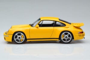 Porsche 911 964 RUF CTR Anniversary Blossom Jaune Almost Real 1:18 880301 Métal Moulé — image 5 sur 8