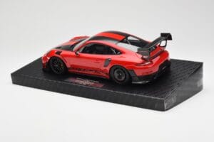 Porsche 911 GT2 RS 991 MR Manthey Racing Nordschleife Record Minichamps 1:18 MR-911-GT2RS-1803 Métal Moulé — image 5 sur 6