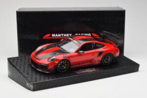 Porsche 911 GT2 RS 991 MR Manthey Racing Nordschleife Record Minichamps 1:18 MR-911-GT2RS-1803 Métal Moulé — image 6 sur 6