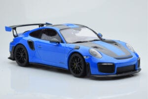 Porsche 911 GT2 RS 991.2 Weissach Package Bleu Jantes Magnésium Noires Minichamps 1:18 153068316 Métal Moulé — image 4 sur 6