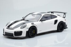 Porsche 911 GT2 RS 991.2 Weissach Package Blanc Jantes Magnésium Noires Minichamps 1:18