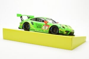 Porsche 911 991.2 GT3 R #1 Manthey Racing 24 Hours Nurburgring 2019 Minichamps 1:18 MG-M-911-19-1801 Métal Moulé — image 4 sur 6