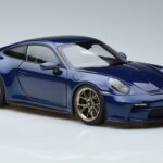 Porsche 911 992 GT3 Touring Package Bleu Métallique Norev 1:18 187302 Métal Moulé - image 5 of 7