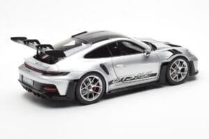Porsche 911 992 GT3 Weissach Pack GT Argent Métallique Norev 1:18 187366 Métal Moulé — image 3 sur 8