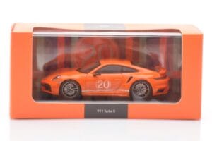 Porsche 911 992 Turbo S Gulf Orange Minichamps 1:43 WAP0209060N002 Métal Moulé — image 4 sur 4