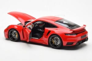 Porsche 911 992 Turbo S Sport Design Rouge Minichamps 1:18 113069078 Métal Moulé — image 5 sur 8