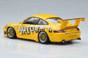 Porsche 911 996 GT3 Cup AUTOart Livery AUTOart 1:18 80675 Métal Moulé — image 6 sur 7