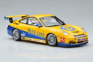 Porsche 911 996 GT3 Cup #88 Macau Winner 2005 AUTOart 1:18 80574 Métal Moulé — image 5 sur 7