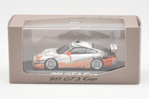 Porsche 911 996 GT3 Cup #1 Mobil 1 VIP Car Minichamps 1:43 WAP02012115 Métal Moulé — image 4 sur 4