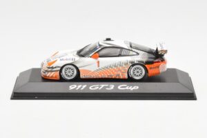 Porsche 911 996 GT3 Cup #1 Mobil 1 VIP Car Minichamps 1:43 WAP02012115