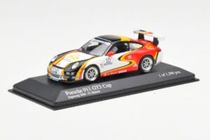 Porsche 911 996 GT3 Cup #10 G. Horion Porsche Supercup 2006 Minichamps 1:43 400066410 Métal Moulé — image 2 sur 4