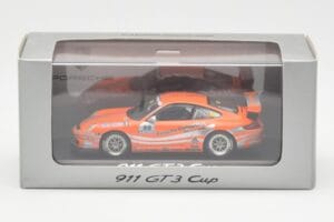 Porsche 911 996 GT3 Cup #88 Adidas Minichamps 1:43 WAP02012217 Métal Moulé — image 4 sur 4