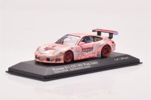 Porsche 911 996 GT3 RS Pink Sally #45 Petty / Jeanette Phoenix 250 2004 Minichamps 1:43 400046945 Métal Moulé — image 2 sur 4