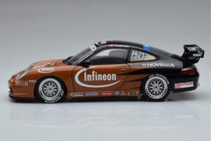 Porsche 911 996 GT3 R #2 S. Miau Carrera Cup Asia 2004 AUTOart 1:18 80488 Métal Moulé — image 4 sur 7