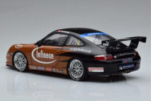 Porsche 911 996 GT3 R #2 S. Miau Carrera Cup Asia 2004 AUTOart 1:18 80488 Métal Moulé — image 6 sur 7