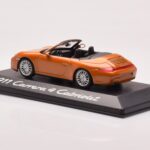 Porsche 911 997 Carrera 4 Cabriolet Orange Métallique Minichamps 1:43 - image 3 of 4