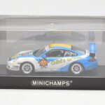 Porsche 911 997 GT3 Cup Child's Dream #13 M. Lee Carrera Cup Asia 2007 Minichamps 1:43 - image 4 of 4