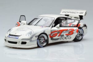 Porsche 911 997 GT3 Cup Deutschland Livery AUTOart 1:18 80681 Métal Moulé — image 2 sur 7
