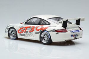Porsche 911 997 GT3 Cup Deutschland Livery AUTOart 1:18 80681 Métal Moulé — image 6 sur 7