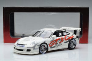 Porsche 911 997 GT3 Cup Deutschland Livery AUTOart 1:18 80681 Métal Moulé — image 7 sur 7