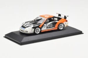 Porsche 911 997 GT3 Cup Noble Group #9 R. Meins Carrera Cup Asia Macau 2007 Minichamps 1:43 400076419 Métal Moulé — image 2 sur 4