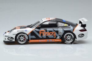 Porsche 911 997 GT3 Cup #33 M. Marsh Carrera Cup Asia 2006 AUTOart 1:18 80782 Métal Moulé — image 4 sur 7