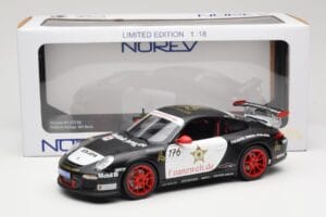 Porsche 911 997 GT3 RS #176 Team Ring Police VLN 2011 Norev 1:18 187570 Métal Moulé — image 8 sur 8