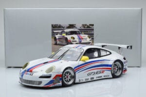 Porsche 911 997 GT3 RSR #1 Presentation Car 2007 AUTOart 1:18 WAP02100618 Métal Moulé — image 8 sur 8