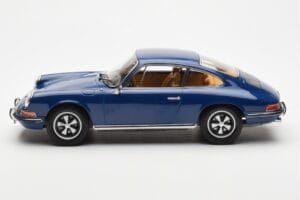 Porsche 911 S 901 Bleu Norev 1:18 187647 Métal Moulé — image 3 sur 6