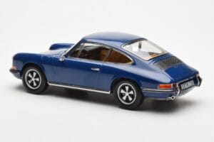 Porsche 911 S 901 Bleu Norev 1:18 187647 Métal Moulé — image 5 sur 6