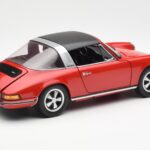 Porsche 911 Targa S Rouge Schuco 1:18 450036200 - image 4 of 9