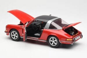 Porsche 911 Targa S Rouge Schuco 1:18 450036200 Métal Moulé — image 6 sur 9