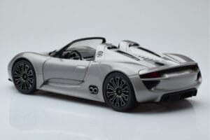 Porsche 918 Spyder Prototype Gris Métallique Minichamps 1:18 110060030 Métal Moulé — image 5 sur 7