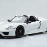 Porsche 918 Spyder Weissach Package Blanc Avec Roues Noires Minichamps 1:18