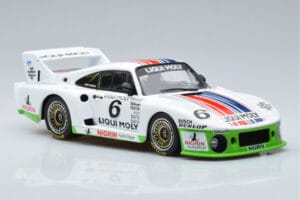 Porsche 935J #6 Liqui Moly Spa-Francorchamps DRM 1980 MCG 1:18 MCG18804R Métal Moulé — image 4 sur 6