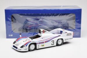 Porsche 936/77 Martini #3 24 Hours of Le Mans 1977 Werk83 1:18 W18020002 Métal Moulé — image 6 sur 6