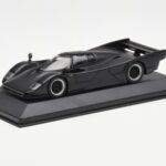 Porsche 962 Dauer Street Noir Mat Minichamps 1:43 - image 2 of 4