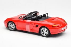 Porsche Boxster 986 Rouge UT Models 1:18 180065830 Métal Moulé — image 5 sur 6