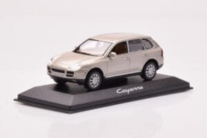 Porsche Cayenne 9PA Beige Minichamps 1:43 WAPC2000513 Métal Moulé — image 2 sur 4