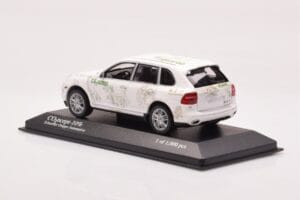 Porsche Cayenne Concept Schaeffler Gruppe Automotive Minichamps 1:43 PORSCHE-264306 Métal Moulé — image 3 sur 4