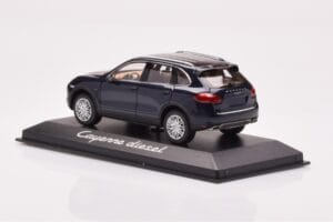 Porsche Cayenne 9PA Diesel Bleu Foncé Minichamps 1:43 WAP0200030B Métal Moulé — image 3 sur 4